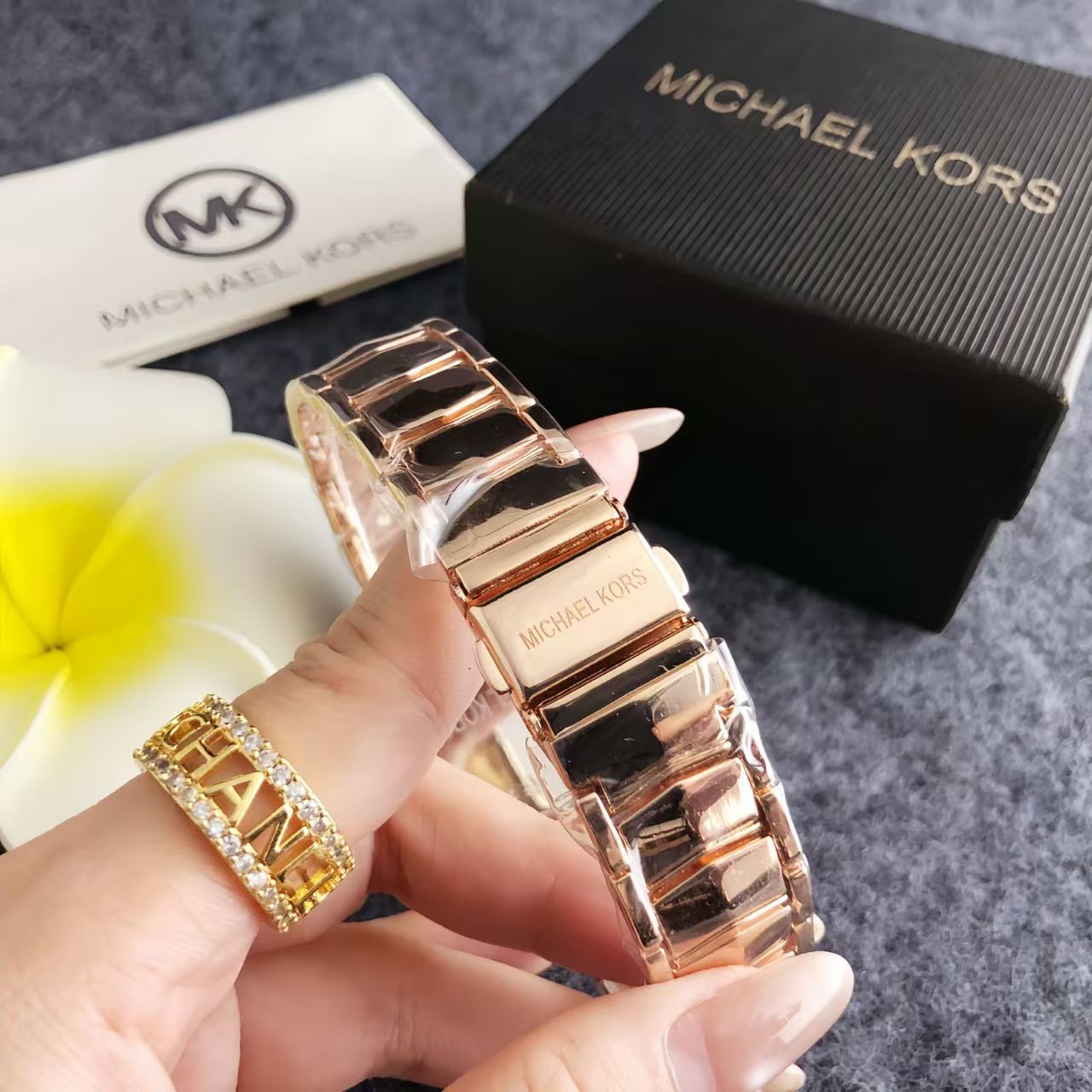 Michael Kors new fashionable a - Luxury Watch Photo 评论和价格