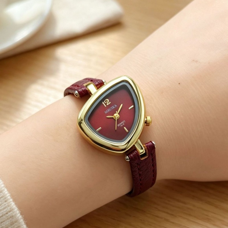 Fashion Dress Watch Irregular  - Watch Triangle Luxury 评论和价格