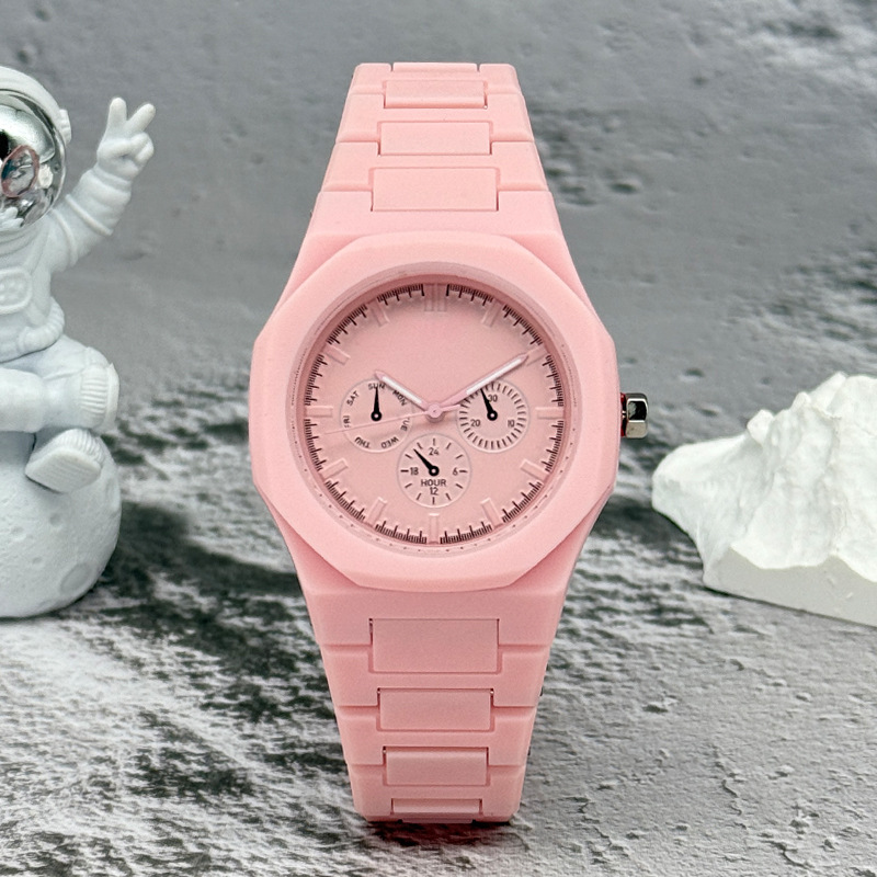 Famous Brand Fake Three-Eyed D - Luxury Watch Index 评论和价格